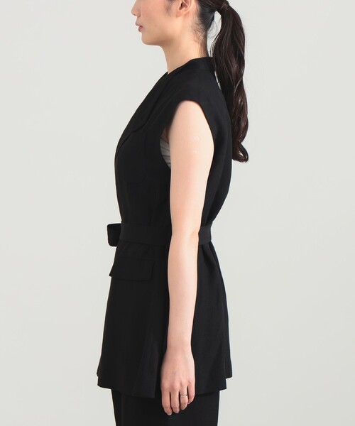 Demi-Luxe BEAMS（デミルクス ビームス）の「AK+1 / リネン ベルテッド ジレ（ベスト・レディース・ブラック/ベージュ・36/38）」の18枚目の写真