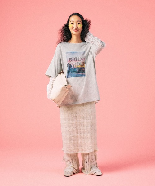 LEPSIM（レプシィム）の「袖レースレイヤード長袖T　645485（Tシャツ/カットソー・レディース・オフホワイト/チャコールグレー/ライトグレー・FREE）」の12枚目の写真