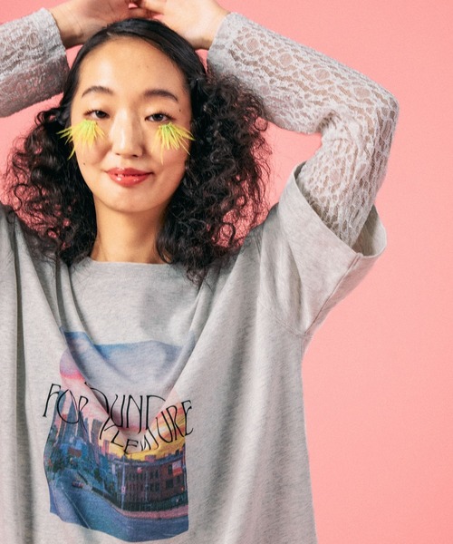 LEPSIM（レプシィム）の「袖レースレイヤード長袖T　645485（Tシャツ/カットソー・レディース・オフホワイト/チャコールグレー/ライトグレー・FREE）」の15枚目の写真