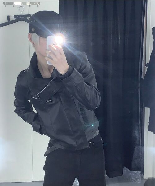 LECYTO（レシト）の「Geometrique Leather Jacket_[Black]（ライダースジャケット・レディース・その他・FREE）」の5枚目の写真