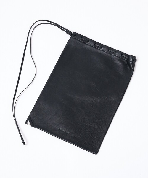 ED ROBERT JUDSON(エドロバートジャドソン)の「【ED ROBERT JUDSON / エドロバートジャドソン】KARABINER BAG / カラビナバッグ / レザー / 巾着式 / ユニセックス(ボディバッグ/ウエストポーチ・メンズ・ブラック・フリー)」の2枚目の写真