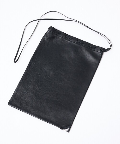 ED ROBERT JUDSON(エドロバートジャドソン)の「【ED ROBERT JUDSON / エドロバートジャドソン】KARABINER BAG / カラビナバッグ / レザー / 巾着式 / ユニセックス(ボディバッグ/ウエストポーチ・メンズ・ブラック・フリー)」の3枚目の写真