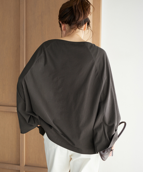 plage（プラージュ）の「Poncho TEEシャツ（Tシャツ/カットソー・レディース・チャコールグレー/ホワイト・FREE）」の8枚目の写真
