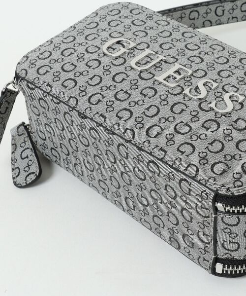 Guess（ゲス）の「【GUESS】ゲス　SOFIA MINI CROSSBODY TOP ZIP　ショルダーバッグ（ショルダーバッグ・レディース・ブラウン系その他/ブラック系その他/ベージュ系その他・FREE）」の6枚目の写真