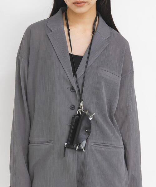 KBF（ケイビーエフ）の「マルチポーチネックショルダー2（ショルダーバッグ・レディース・ダークブラウン・ONE）」の4枚目の写真