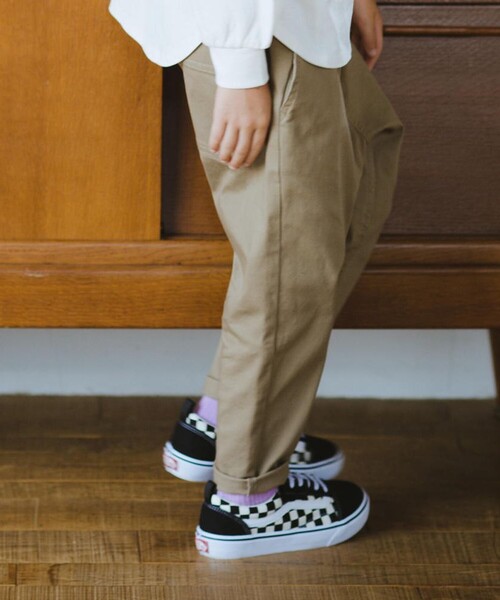BRANSHES(ブランシェス)の「ガーデナーテーパードツイルパンツ(その他パンツ・キッズ・イエロー/ネイビー/ベージュ/ブラック・150/100/110/130/120/140/90/160)」の7枚目の写真