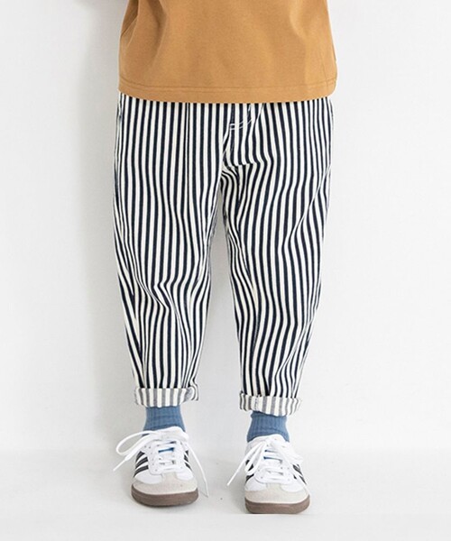 BRANSHES(ブランシェス)の「ガーデナーテーパードツイルパンツ(その他パンツ・キッズ・イエロー/ネイビー/ベージュ/ブラック・150/100/110/130/120/140/90/160)」の17枚目の写真