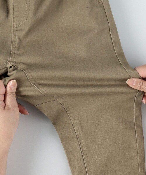BRANSHES（ブランシェス）の「【新色追加】ガーデナーテーパードツイルパンツ（その他パンツ・キッズ・イエロー/ネイビー/ベージュ/ブラック/ブルー/その他1・150/100/110/130/120/140/90/160/80）」の18枚目の写真