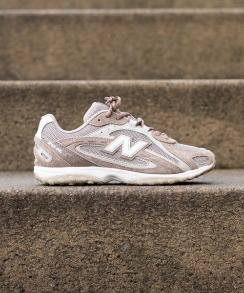 New Balance ライトグレー スニーカー　204L 204L（スニーカー）｜New Balance（ニューバランス）のファッション