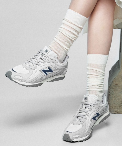 New Balance ライトグレー スニーカー　204L 204L（スニーカー）｜New Balance（ニューバランス）のファッション