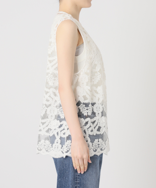 Spick & Span（スピックアンドスパン）の「《新色有り / 追加》コードエンブロイダリーチュールベスト（ベスト・レディース・ブラック/ホワイト・FREE）」の21枚目の写真