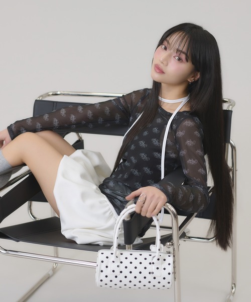 apres jour mignon(アプレジュールミニョン)の「タイ付きシアープリントトップス(Tシャツ/カットソー・レディース・オフホワイト/ブラック・フリー/LARGE)」の22枚目の写真