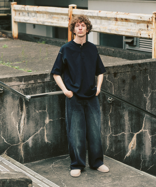 417 EDIFICE(フォーワンセブンエディフィス)の「トーナルステッチ ヘンリーネックTシャツ(Tシャツ/カットソー・メンズ・アイボリー/ブラック/ホワイト・LARGE/MEDIUM)」の8枚目の写真
