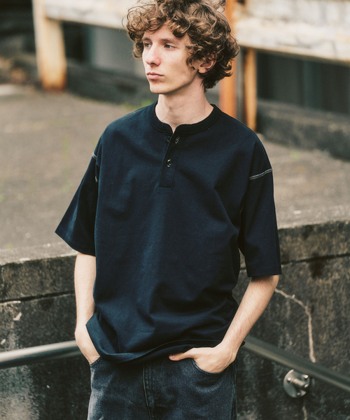 417 EDIFICE(フォーワンセブンエディフィス)の「トーナルステッチ ヘンリーネックTシャツ(Tシャツ/カットソー・メンズ・アイボリー/ブラック/ホワイト・LARGE/MEDIUM)」の9枚目の写真