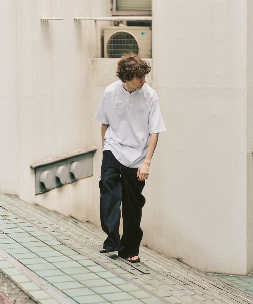 417 EDIFICE(フォーワンセブンエディフィス)の「トーナルステッチ ヘンリーネックTシャツ(Tシャツ/カットソー・メンズ・アイボリー/ブラック/ホワイト・LARGE/MEDIUM)」の16枚目の写真