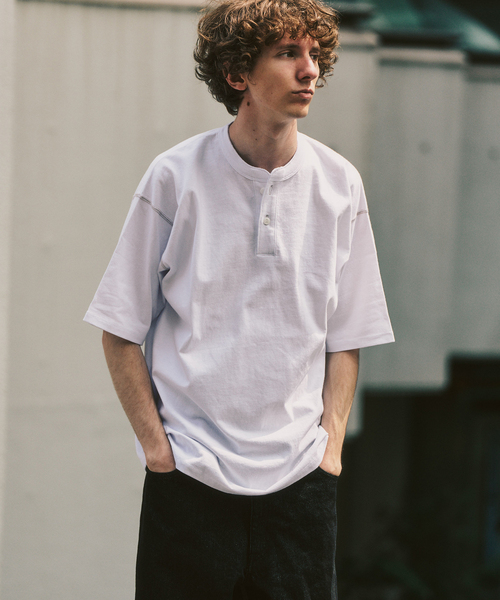 417 EDIFICE(フォーワンセブンエディフィス)の「トーナルステッチ ヘンリーネックTシャツ(Tシャツ/カットソー・メンズ・アイボリー/ブラック/ホワイト・LARGE/MEDIUM)」の18枚目の写真