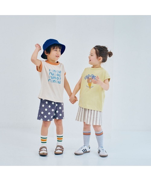 LYKKE(リッケ)の「マイニチお洗濯してもよれにくいフレンチTシャツ(Tシャツ/カットソー・キッズ・チャコール/イエロー/ブルーグリーン/ライトブルー/アイボリー/ライトベージュ・90/100/110/120/130)」の19枚目の写真
