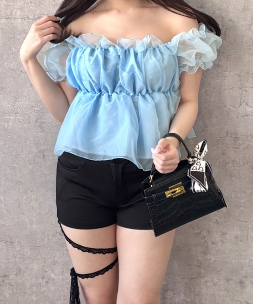 Mejoul(メジュール)の「【2026春夏新作】ボリュームチュールフリルペプラムオフショルブラウス(Tシャツ/カットソー・レディース・ホワイト/ピンク/ブルー・F)」の20枚目の写真