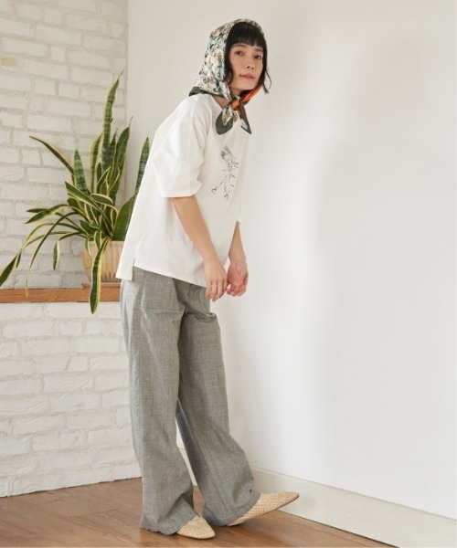 LBC(エルビーシー)の「GirlプリントビッグTシャツ(Tシャツ/カットソー・レディース・ベージュ/その他1/チャコール/ホワイト・M)」の18枚目の写真