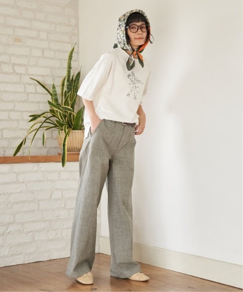 LBC(エルビーシー)の「GirlプリントビッグTシャツ(Tシャツ/カットソー・レディース・ベージュ/その他1/チャコール/ホワイト・M)」の15枚目の写真