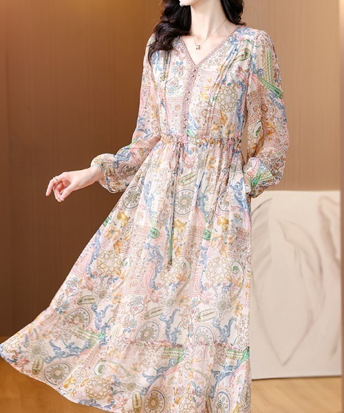 LUCPY(ラクピー)の「ペイズリープリントシフォンワンピース(ワンピース・レディース・ピンク・XX-LARGE/X-LARGE/LARGE/MEDIUM)」の1枚目の写真