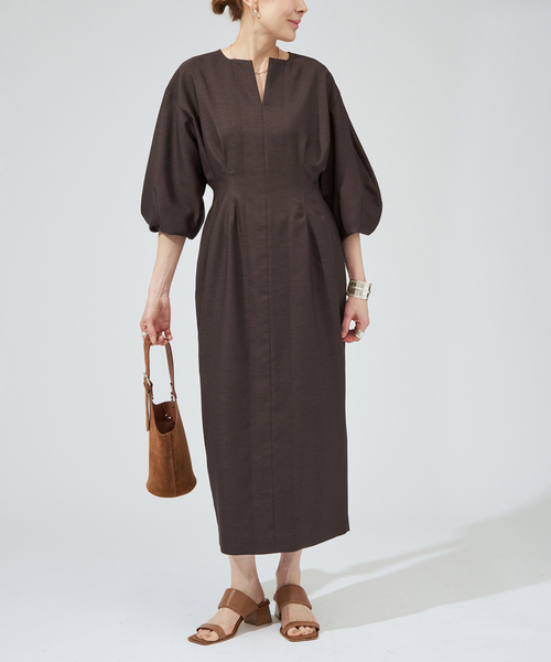 VERMEIL par iena(ヴェルメイユパーイエナ)の「《一部WEB限定》FLAXASA jewel ox ウエストシェイプワンピース(ワンピース・レディース・ネイビー/ブラウン/カーキ・40/38/36)」の1枚目の写真