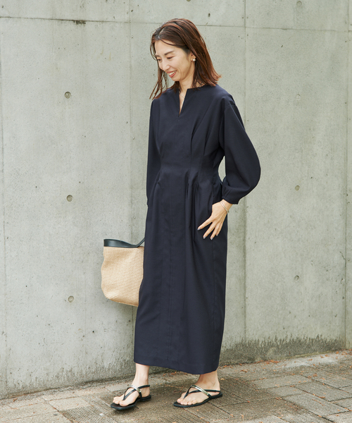 VERMEIL par iena(ヴェルメイユパーイエナ)の「《一部WEB限定》FLAXASA jewel ox ウエストシェイプワンピース(ワンピース・レディース・ネイビー/ブラウン/カーキ・40/38/36)」の18枚目の写真