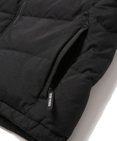 YESEYESEE（イエスアイシー）の「【YESEYESEE/イエスアイシー】Iconic Down Jacket（ダウンジャケット/コート・メンズ・ブラック・L/M）」の6枚目の写真