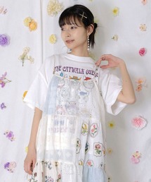 ScoLar(スカラー) キャットウォーククイーン柄Tシャツ