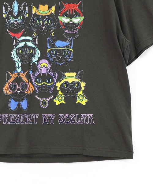 ScoLar(スカラー)の「ScoLar(スカラー) キャットウォーククイーン柄Tシャツ(Tシャツ/カットソー・レディース・チャコールグレー/オフホワイト/パープル・MEDIUM)」の9枚目の写真