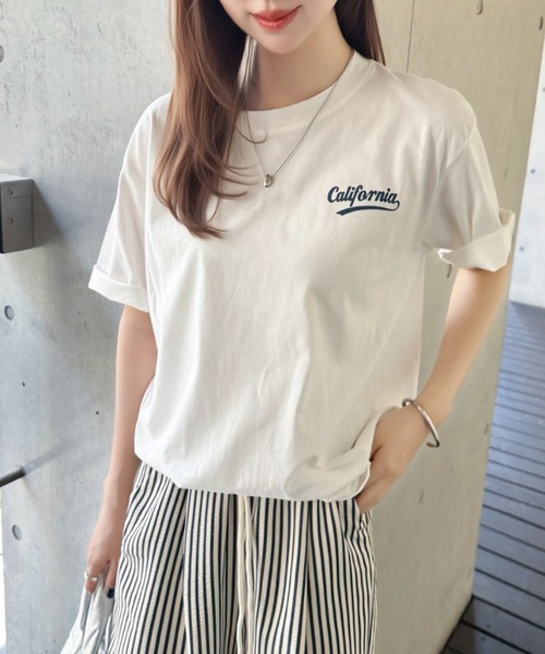 Eclat one(エクラワン)の「【ユニセックス】ゆるっとこなれ見え。Californiaバックプリント半袖ロゴTシャツ(Tシャツ/カットソー・レディース・ブルー/グレー/ホワイト/ブラック・FREE)」の6枚目の写真