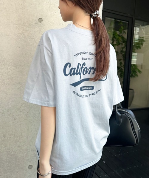 Eclat one(エクラワン)の「【ユニセックス】ゆるっとこなれ見え。Californiaバックプリント半袖ロゴTシャツ(Tシャツ/カットソー・レディース・ブルー/グレー/ホワイト/ブラック・FREE)」の22枚目の写真