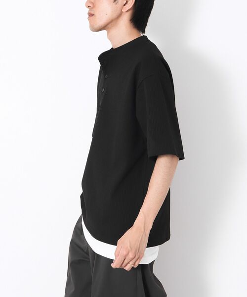 CRAFT STANDARD BOUTIQUE(クラフトスタンダードブティック)の「吸水速乾 ヘンリーネック半袖T(Tシャツ/カットソー・メンズ・ブラック/ホワイト/チャコールグレー・M/L)」の5枚目の写真