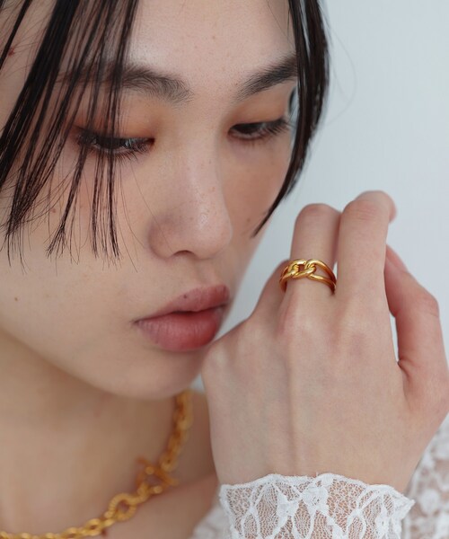 COCOSHNIK ONKITSCH（ココシュニックオンキッチュ）の「シルバー カーブチェーンモチーフノットリング GP（リング・レディース・クリア・10/12/14）」の3枚目の写真