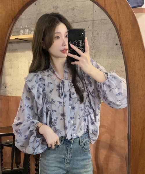 Ritzy(リッツィー)の「チョーカーデザイン フリルスリーブ 花柄シフォンブラウス(シャツ/ブラウス・レディース・ベージュ/ブルー・FREE)」の17枚目の写真