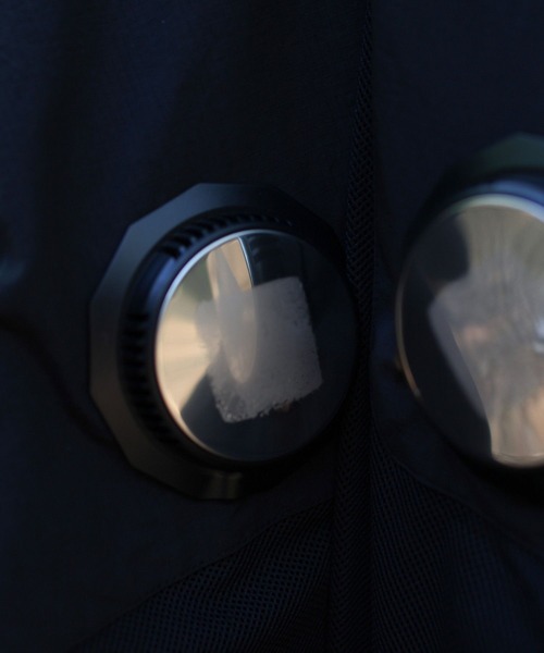 Snow Peak（スノーピーク）の「Snow Peak / Peltier Cooling Device Vest ペルチェ冷却ベスト ファン付き ハイブリッドベスト（ベスト・メンズ・ブラック・2/1）」の20枚目の写真