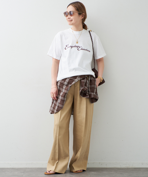 Deuxieme Classe(ドゥーズィエムクラス)の「UNIFORM Tシャツ(Tシャツ/カットソー・レディース・ホワイト/チャコールグレー・FREE)」の4枚目の写真