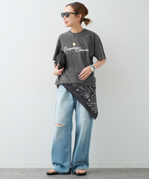 Deuxieme Classe(ドゥーズィエムクラス)の「UNIFORM Tシャツ(Tシャツ/カットソー・レディース・ホワイト/チャコールグレー・FREE)」の7枚目の写真