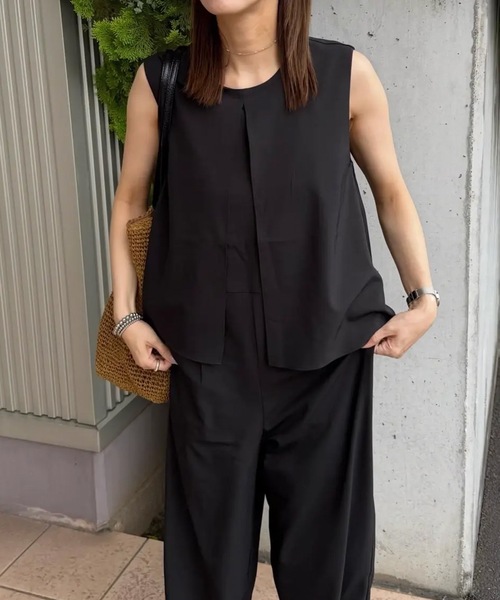 aquagarage(アクアガレージ)の「ドライクロスオールインワン(ワンピース・レディース・グレイッシュベージュ/ブラック・L/M/L2/M2)」の1枚目の写真