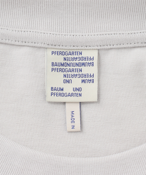 BAUM UND PFERDGARTEN（バウムウンドヘルガーデン）の「BAUM UND PFERDGARTEN/バウム ウンド ヘルガーデン JIANA 24856 Tシャツ（Tシャツ/カットソー・レディース・グレー・SMALL）」の14枚目の写真
