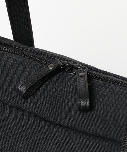 BEAMS F（ビームスエフ）の「THE SOLE bis made by Flathority / STEVE ポリエステル キャンバス × レザー ブリーフケース（トートバッグ・メンズ・ブラック・ONE SIZE）」の5枚目の写真