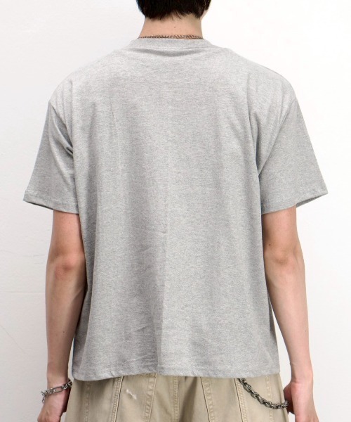 Chikashitsu +(チカシツプラス)の「【Chikashitsu +】college message t-shirt (3color) / 【チカシツプラス】カレッジロゴメッセージプリント半袖Tシャツ(Tシャツ/カットソー・メンズ・ブラック/ホワイト/グレー・ONE SIZE)」の21枚目の写真