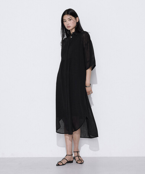 COMME CA(コムサ)の「【セットアップ対応】【RE:撚】トリアセクールスラブ シャツワンピース(ワンピース・レディース・ブラック/ライトグレー/キナリ・9号/11号)」の3枚目の写真