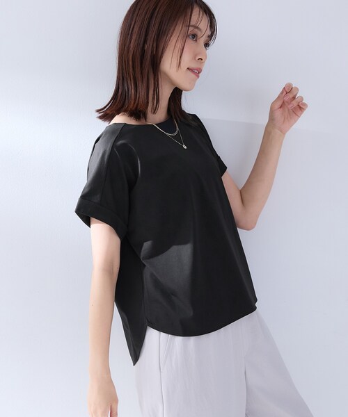 UNTITLED(アンタイトル)の「【洗える】ボートネックドルマンスリーブプルオーバー(Tシャツ/カットソー・レディース・ブラウン系その他/ブラック/レッド系1・02)」の2枚目の写真