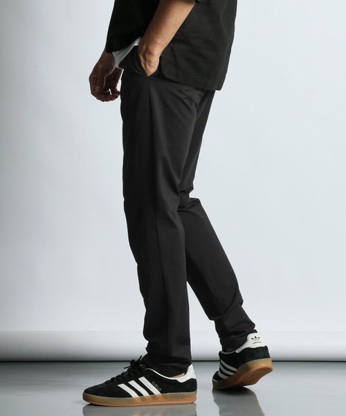 The DUFFER of ST.GEORGE(ザダファーオブセントジョージ)の「『WONDER SHAPE』ATHLEISURE:360°全方向高伸縮『ワンダーシェイプ』接触冷感 ハイパーストレッチ アスレジャーパンツ(その他パンツ・メンズ・ブラック/ネイビー・LARGE/X-LARGE/MEDIUM)」の7枚目の写真