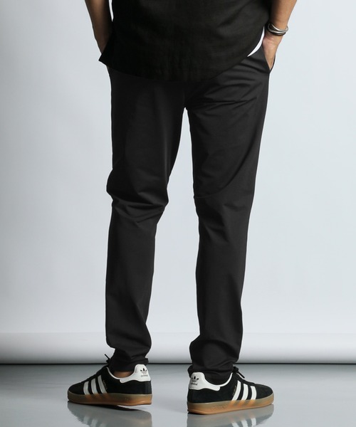 The DUFFER of ST.GEORGE(ザダファーオブセントジョージ)の「『WONDER SHAPE』ATHLEISURE:360°全方向高伸縮『ワンダーシェイプ』接触冷感 ハイパーストレッチ アスレジャーパンツ(その他パンツ・メンズ・ブラック/ネイビー・LARGE/X-LARGE/MEDIUM)」の8枚目の写真