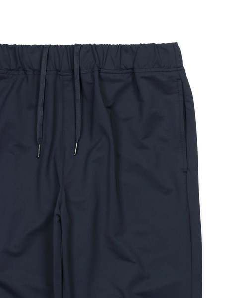 The DUFFER of ST.GEORGE(ザダファーオブセントジョージ)の「『WONDER SHAPE』ATHLEISURE:360°全方向高伸縮『ワンダーシェイプ』接触冷感 ハイパーストレッチ アスレジャーパンツ(その他パンツ・メンズ・ブラック/ネイビー・LARGE/X-LARGE/MEDIUM)」の12枚目の写真