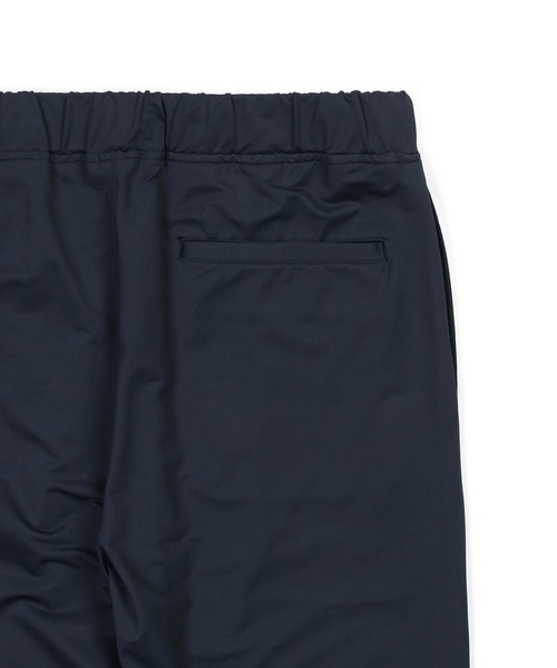 The DUFFER of ST.GEORGE(ザダファーオブセントジョージ)の「『WONDER SHAPE』ATHLEISURE:360°全方向高伸縮『ワンダーシェイプ』接触冷感 ハイパーストレッチ アスレジャーパンツ(その他パンツ・メンズ・ブラック/ネイビー・LARGE/X-LARGE/MEDIUM)」の13枚目の写真