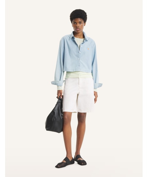 Maison Kitsune（メゾンキツネ）の「DENIM SHORTS（その他パンツ・レディース・アイボリー・26/25）」の3枚目の写真