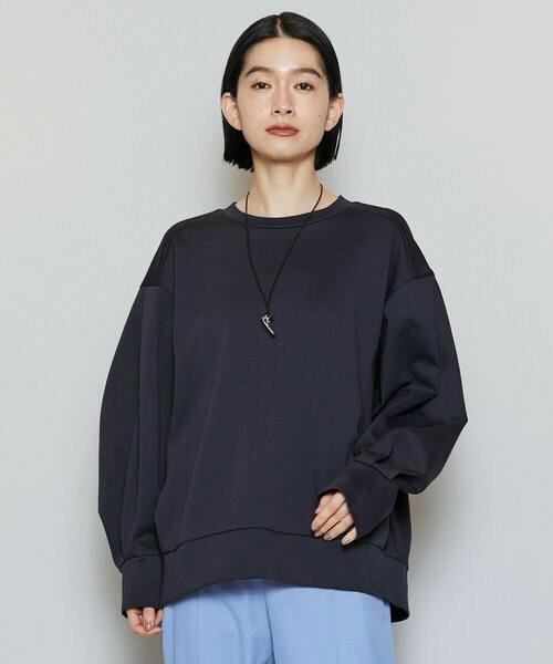 MOGA(モガ)の「ライトダンボールジャージトップス(Tシャツ/カットソー・レディース・ホワイト/チャコールグレー/スミクロ・2)」の2枚目の写真